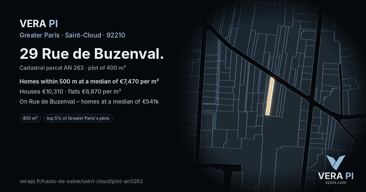 29 Rue de Buzenval, Saint-Cloud at night – the plot lit, the parcels around coloured by the prices near them