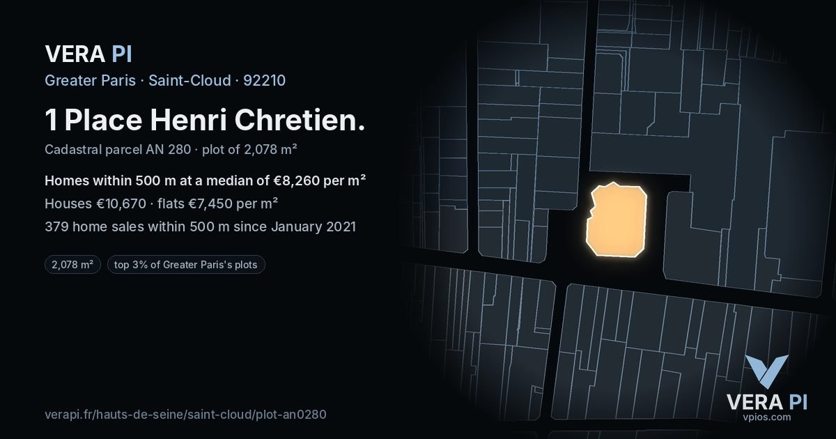 1 Place Henri Chretien, Saint-Cloud at night – the plot lit, the parcels around coloured by the prices near them