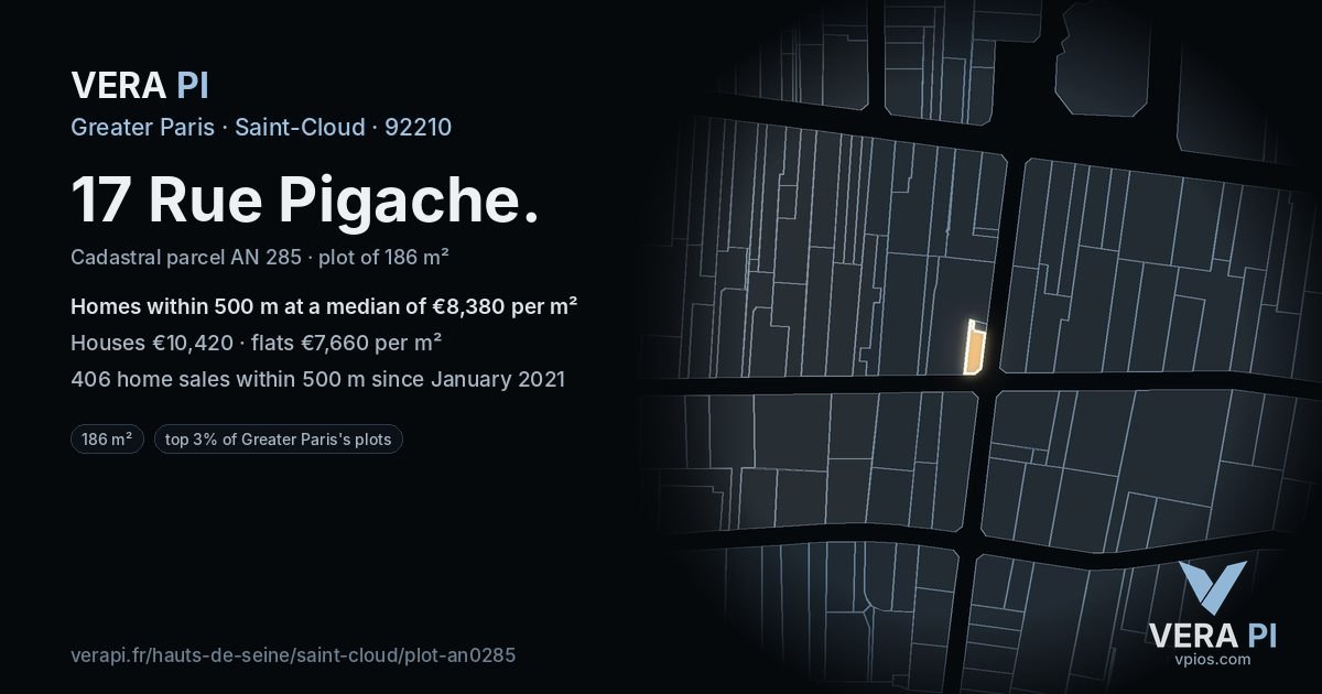 17 Rue Pigache, Saint-Cloud at night – the plot lit, the parcels around coloured by the prices near them