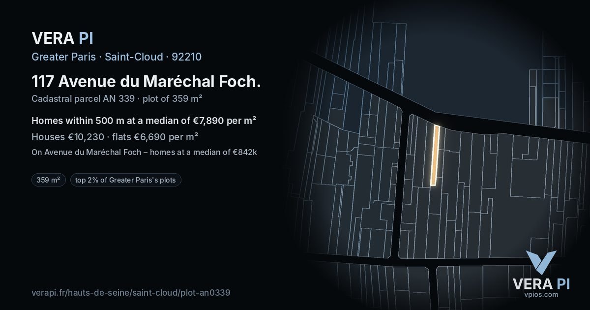 117 Avenue du Maréchal Foch, Saint-Cloud at night – the plot lit, the parcels around coloured by the prices near them