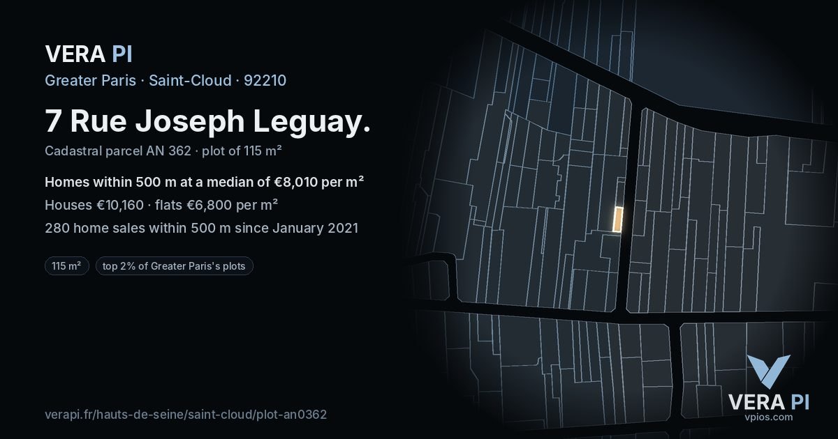 7 Rue Joseph Leguay, Saint-Cloud at night – the plot lit, the parcels around coloured by the prices near them