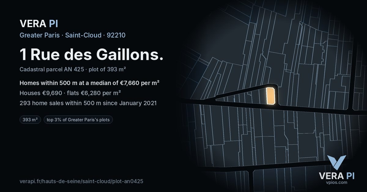 1 Rue des Gaillons, Saint-Cloud at night – the plot lit, the parcels around coloured by the prices near them
