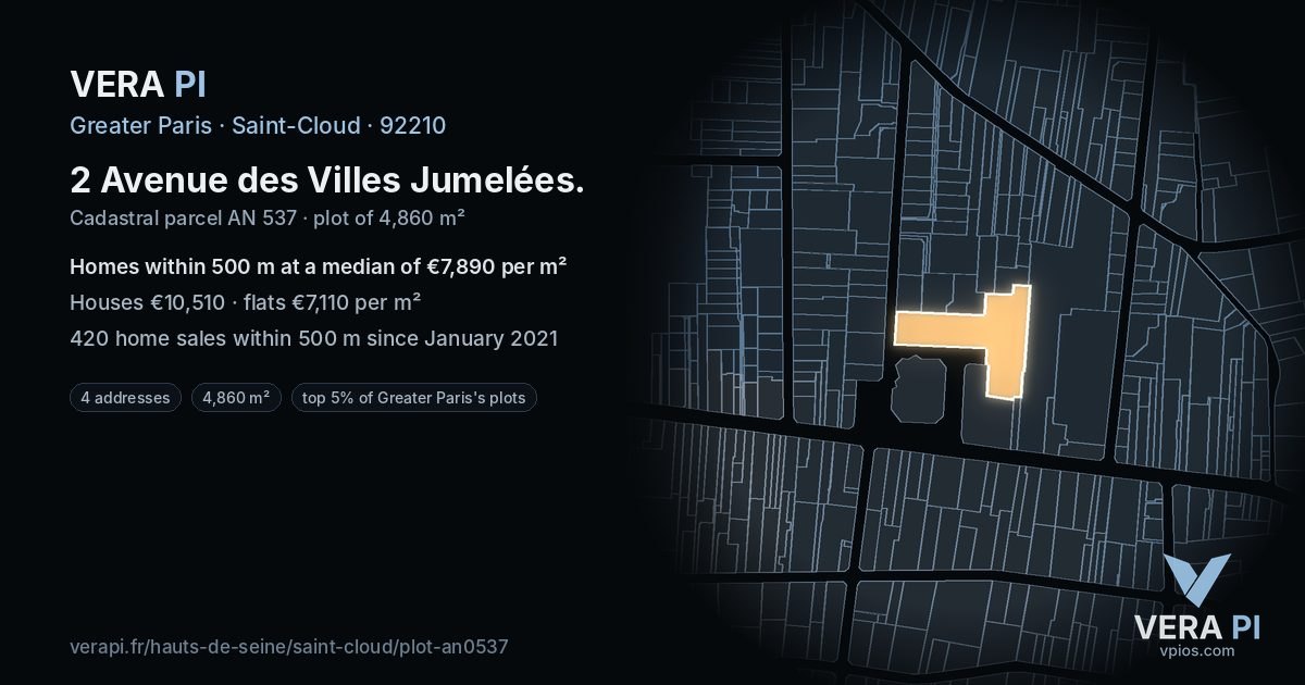 2 Avenue des Villes Jumelées, Saint-Cloud at night – the plot lit, the parcels around coloured by the prices near them