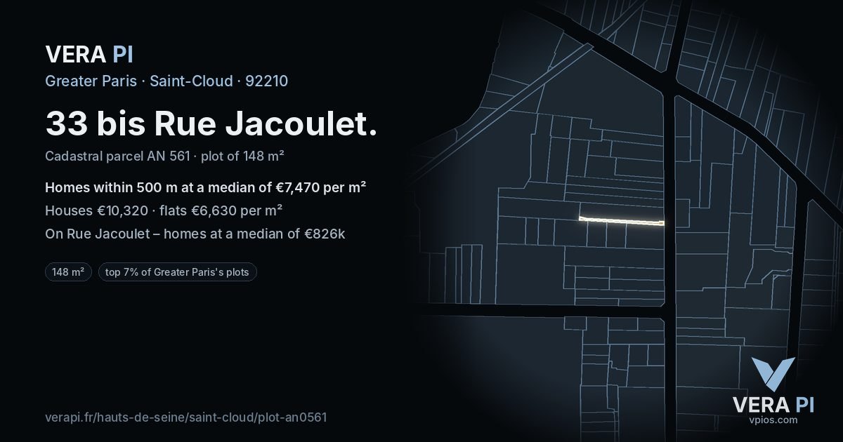 33 bis Rue Jacoulet, Saint-Cloud at night – the plot lit, the parcels around coloured by the prices near them