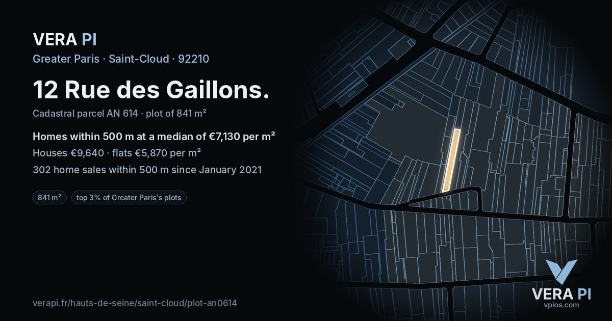 12 Rue des Gaillons, Saint-Cloud at night – the plot lit, the parcels around coloured by the prices near them
