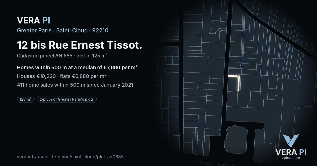 12 bis Rue Ernest Tissot, Saint-Cloud at night – the plot lit, the parcels around coloured by the prices near them