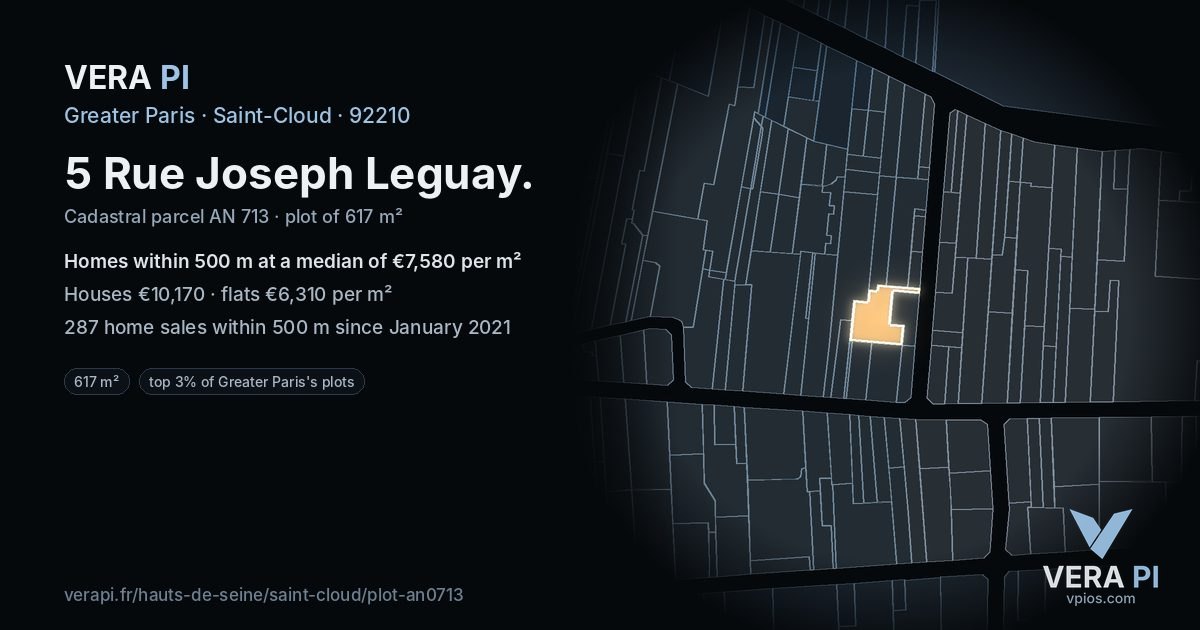 5 Rue Joseph Leguay, Saint-Cloud at night – the plot lit, the parcels around coloured by the prices near them