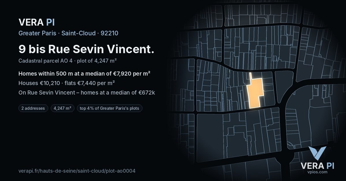 9 bis Rue Sevin Vincent, Saint-Cloud at night – the plot lit, the parcels around coloured by the prices near them