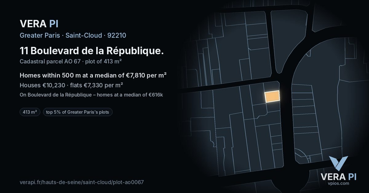 11 Boulevard de la République, Saint-Cloud at night – the plot lit, the parcels around coloured by the prices near them