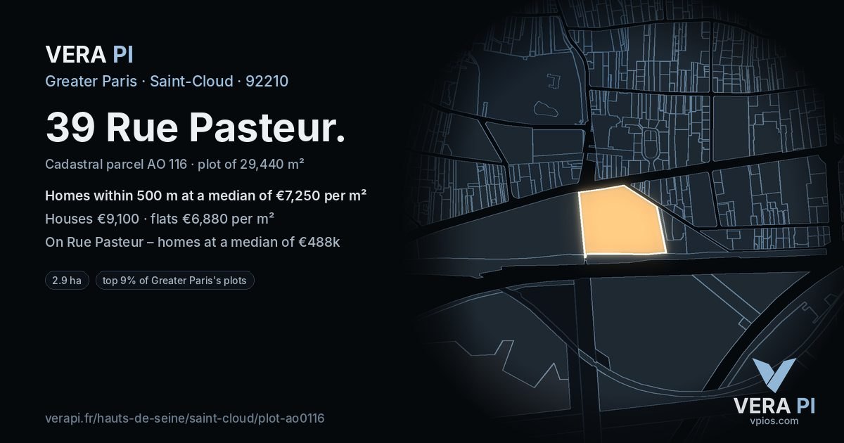 39 Rue Pasteur, Saint-Cloud at night – the plot lit, the parcels around coloured by the prices near them