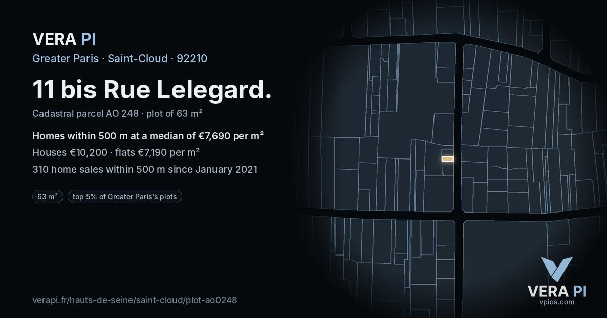 11 bis Rue Lelegard, Saint-Cloud at night – the plot lit, the parcels around coloured by the prices near them