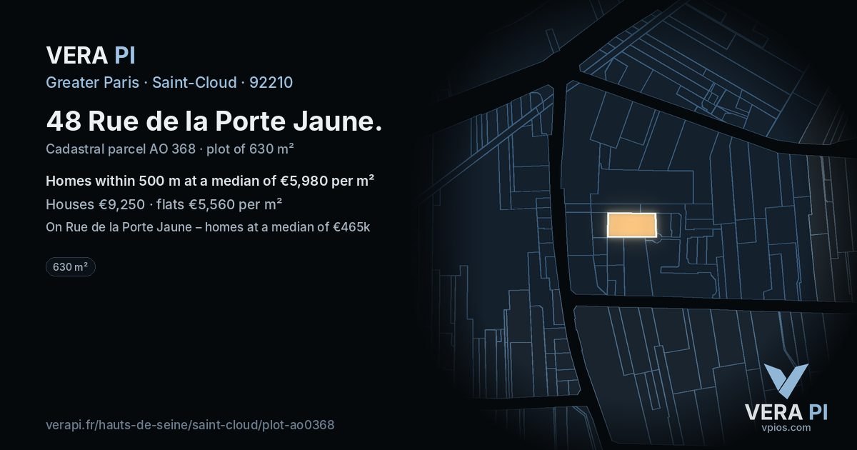 48 Rue de la Porte Jaune, Saint-Cloud at night – the plot lit, the parcels around coloured by the prices near them