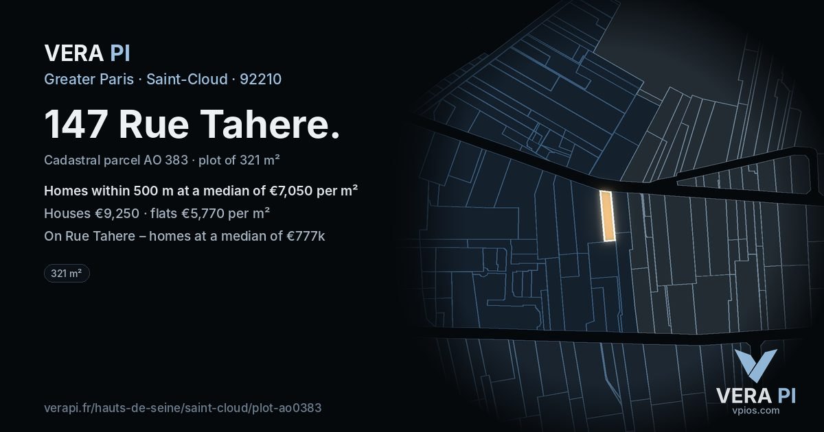 147 Rue Tahere, Saint-Cloud at night – the plot lit, the parcels around coloured by the prices near them