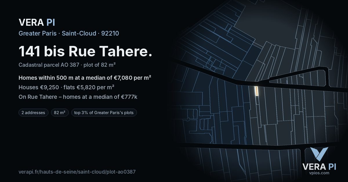 141 bis Rue Tahere, Saint-Cloud at night – the plot lit, the parcels around coloured by the prices near them
