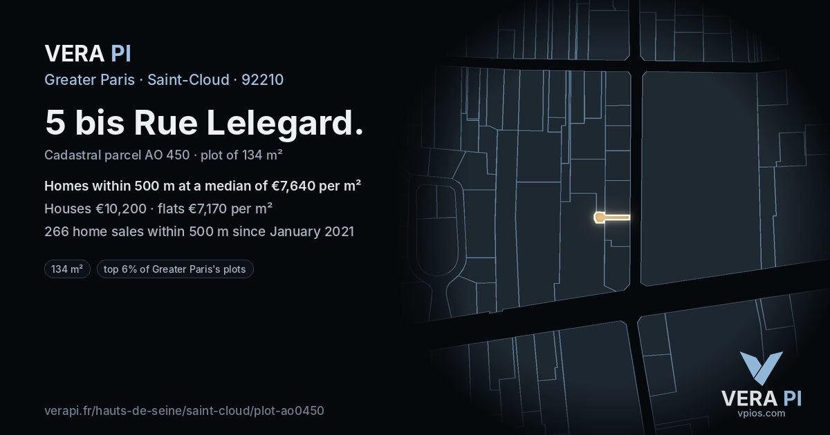5 bis Rue Lelegard, Saint-Cloud at night – the plot lit, the parcels around coloured by the prices near them