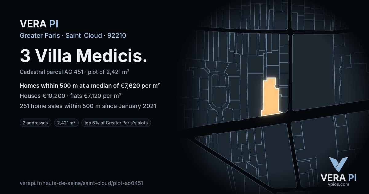 3 Villa Medicis, Saint-Cloud at night – the plot lit, the parcels around coloured by the prices near them