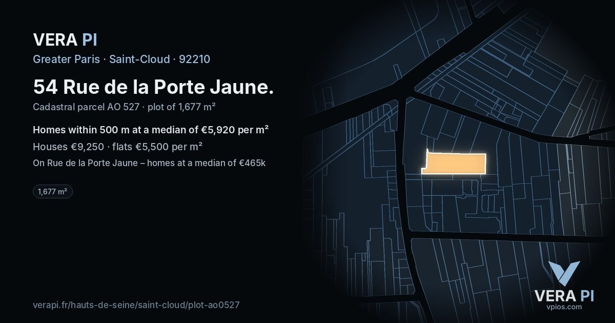 54 Rue de la Porte Jaune, Saint-Cloud at night – the plot lit, the parcels around coloured by the prices near them