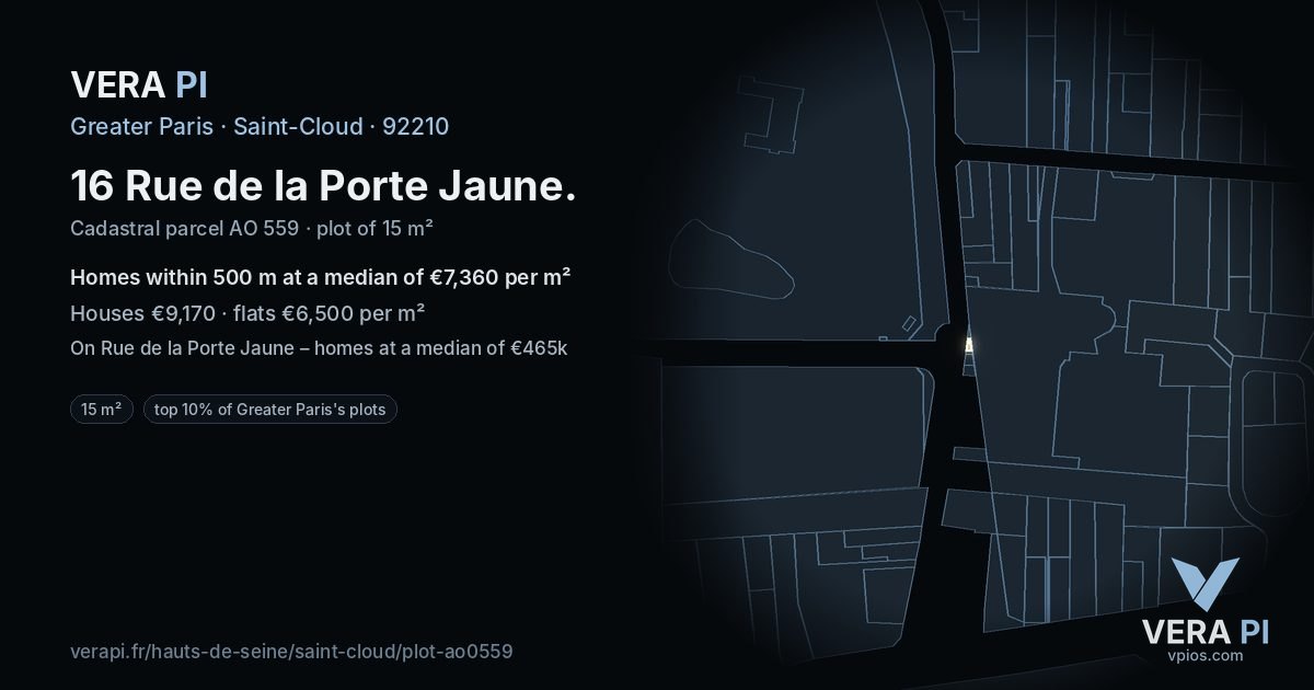 16 Rue de la Porte Jaune, Saint-Cloud at night – the plot lit, the parcels around coloured by the prices near them