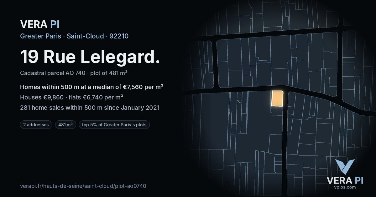 19 Rue Lelegard, Saint-Cloud at night – the plot lit, the parcels around coloured by the prices near them