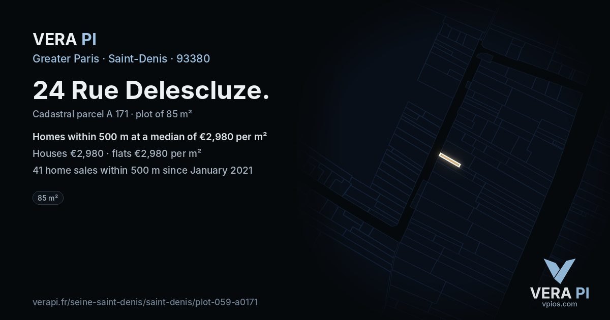 24 Rue Delescluze, Saint-Denis at night – the plot lit, the parcels around coloured by the prices near them