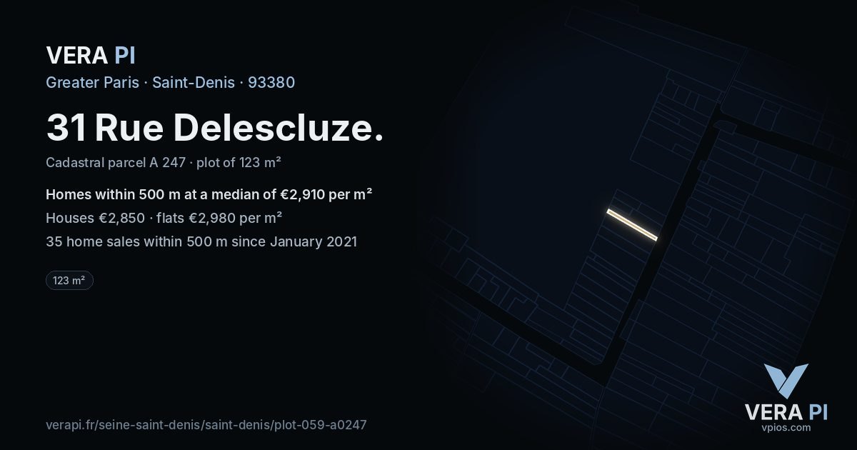 31 Rue Delescluze, Saint-Denis at night – the plot lit, the parcels around coloured by the prices near them