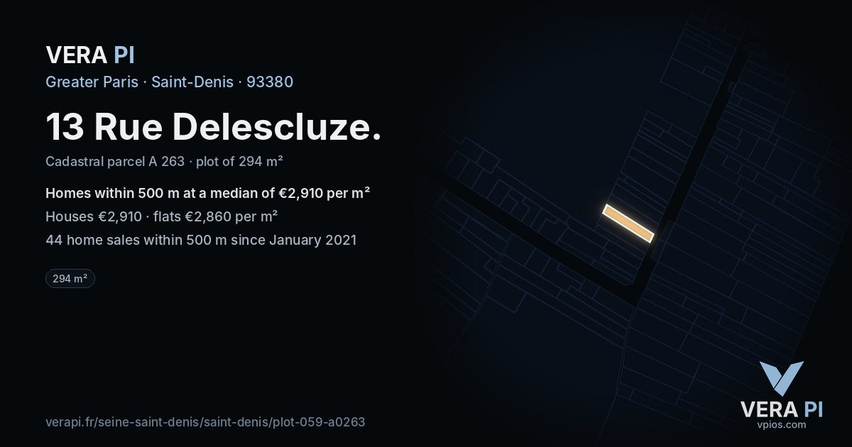 13 Rue Delescluze, Saint-Denis at night – the plot lit, the parcels around coloured by the prices near them