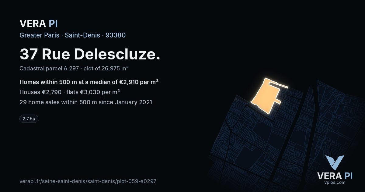 37 Rue Delescluze, Saint-Denis at night – the plot lit, the parcels around coloured by the prices near them