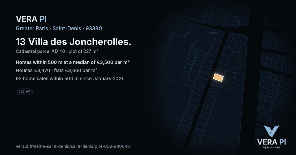 13 Villa des Joncherolles, Saint-Denis at night – the plot lit, the parcels around coloured by the prices near them