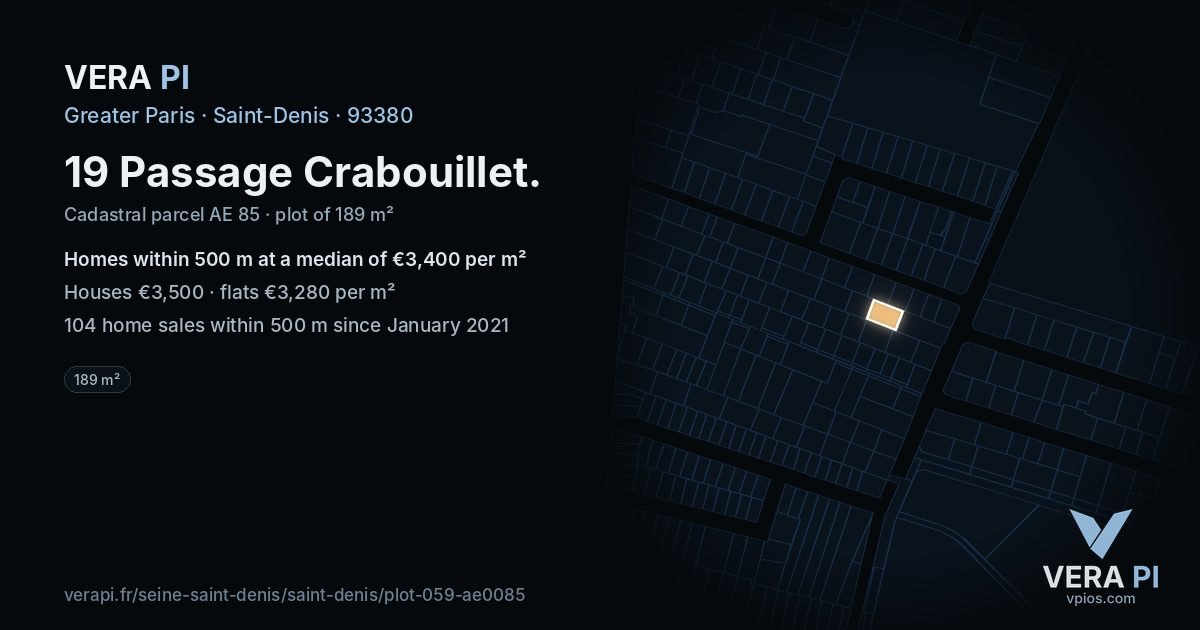 19 Passage Crabouillet, Saint-Denis at night – the plot lit, the parcels around coloured by the prices near them