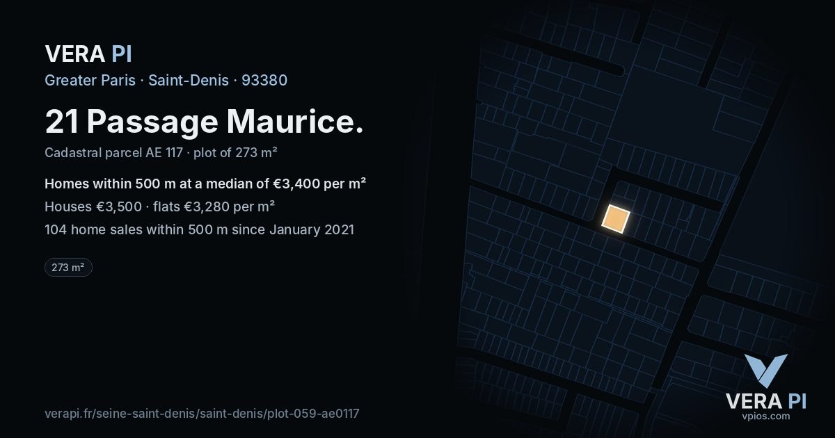 21 Passage Maurice, Saint-Denis at night – the plot lit, the parcels around coloured by the prices near them