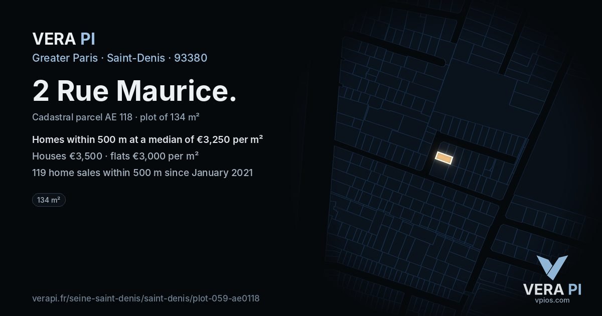 2 Rue Maurice, Saint-Denis at night – the plot lit, the parcels around coloured by the prices near them