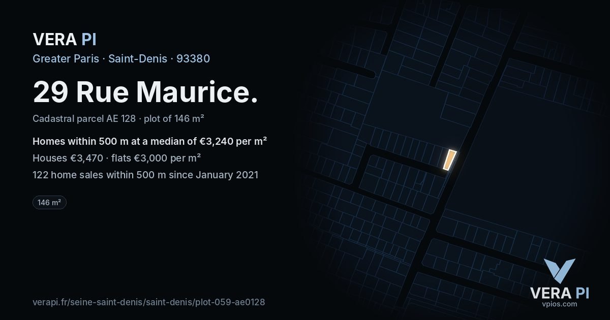 29 Rue Maurice, Saint-Denis at night – the plot lit, the parcels around coloured by the prices near them