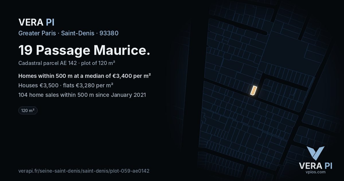 19 Passage Maurice, Saint-Denis at night – the plot lit, the parcels around coloured by the prices near them