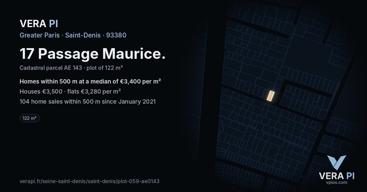 17 Passage Maurice, Saint-Denis at night – the plot lit, the parcels around coloured by the prices near them