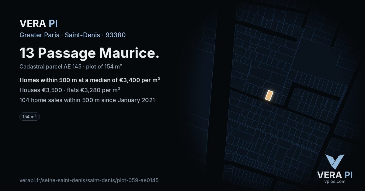 13 Passage Maurice, Saint-Denis at night – the plot lit, the parcels around coloured by the prices near them