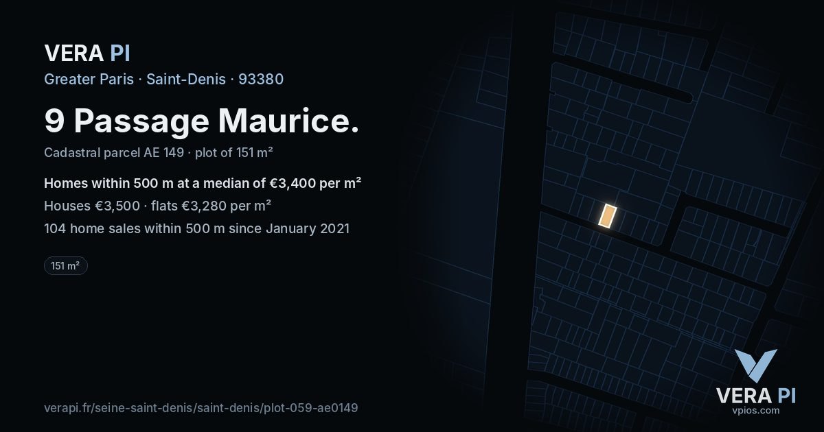 9 Passage Maurice, Saint-Denis at night – the plot lit, the parcels around coloured by the prices near them