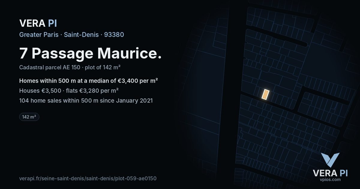 7 Passage Maurice, Saint-Denis at night – the plot lit, the parcels around coloured by the prices near them