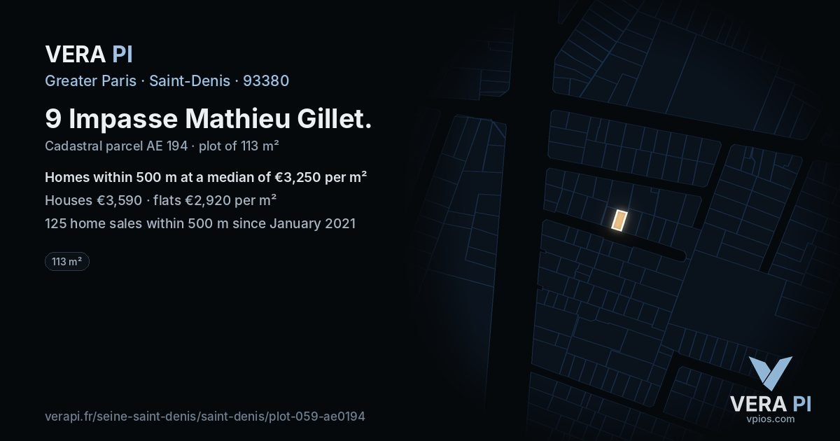 9 Impasse Mathieu Gillet, Saint-Denis at night – the plot lit, the parcels around coloured by the prices near them