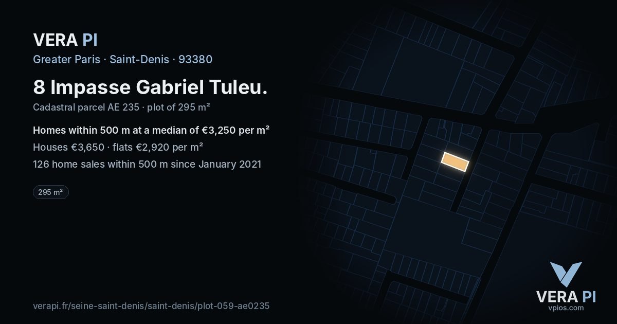 8 Impasse Gabriel Tuleu, Saint-Denis at night – the plot lit, the parcels around coloured by the prices near them