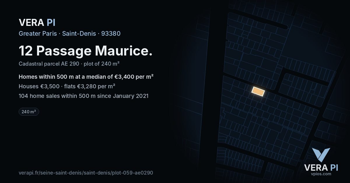 12 Passage Maurice, Saint-Denis at night – the plot lit, the parcels around coloured by the prices near them