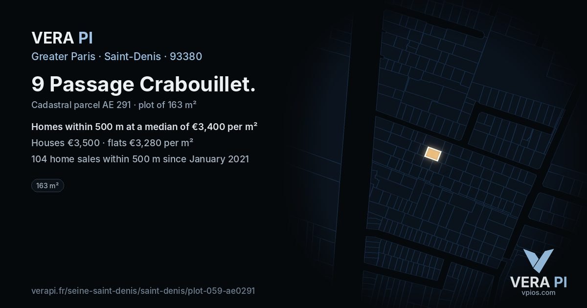 9 Passage Crabouillet, Saint-Denis at night – the plot lit, the parcels around coloured by the prices near them