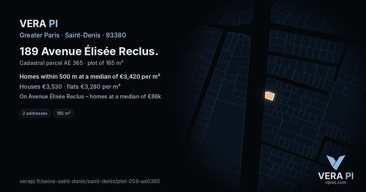 189 Avenue Élisée Reclus, Saint-Denis at night – the plot lit, the parcels around coloured by the prices near them