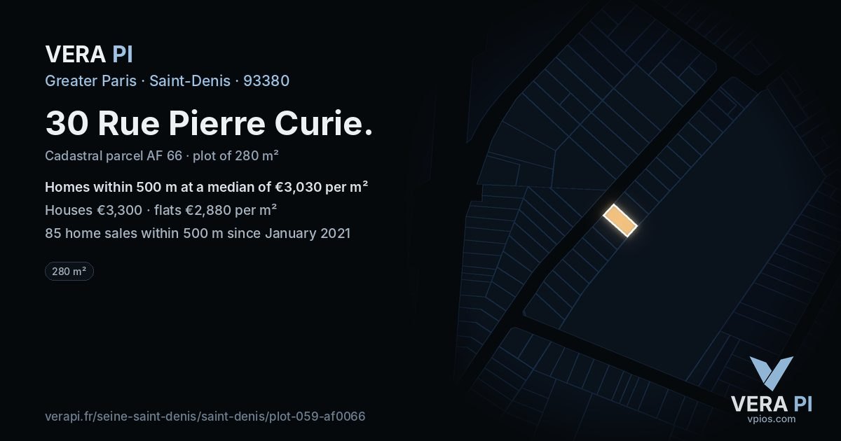 30 Rue Pierre Curie, Saint-Denis at night – the plot lit, the parcels around coloured by the prices near them