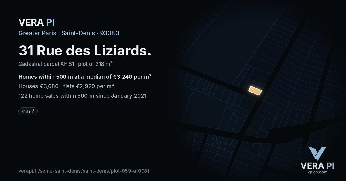 31 Rue des Liziards, Saint-Denis at night – the plot lit, the parcels around coloured by the prices near them