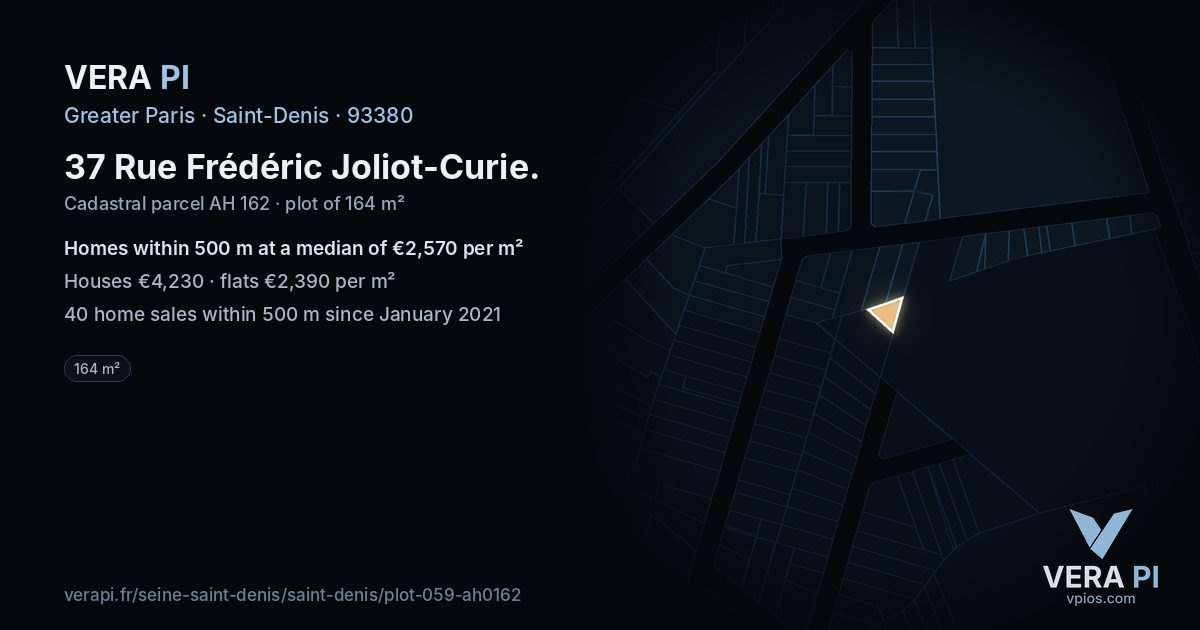 37 Rue Frédéric Joliot-Curie, Saint-Denis at night – the plot lit, the parcels around coloured by the prices near them