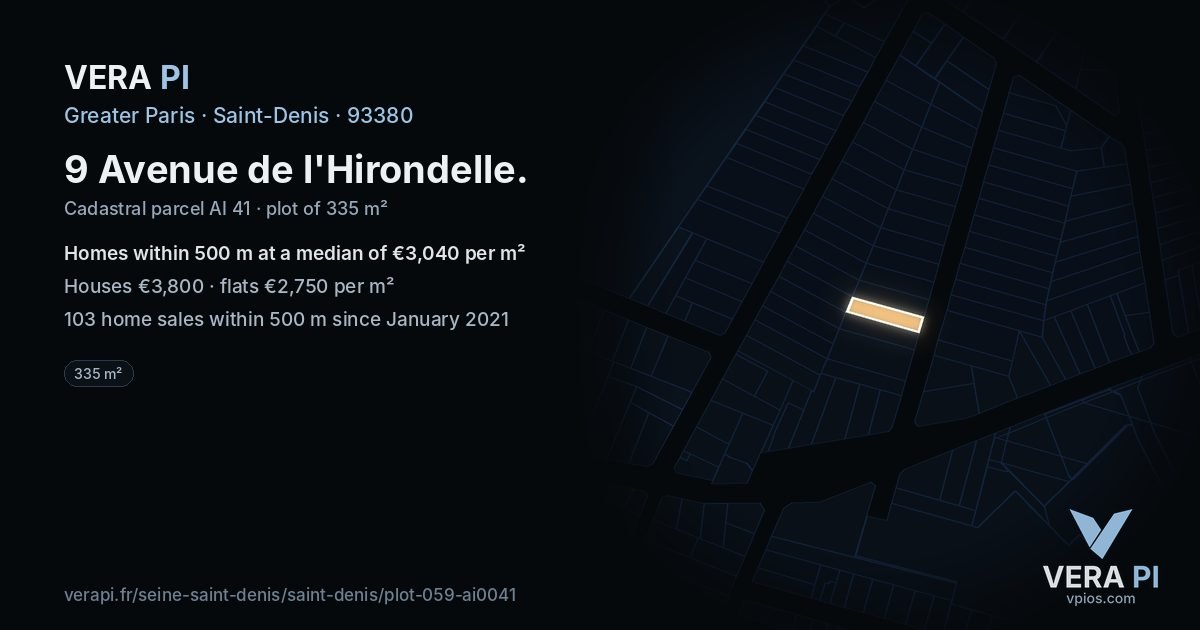 9 Avenue de l'Hirondelle, Saint-Denis at night – the plot lit, the parcels around coloured by the prices near them