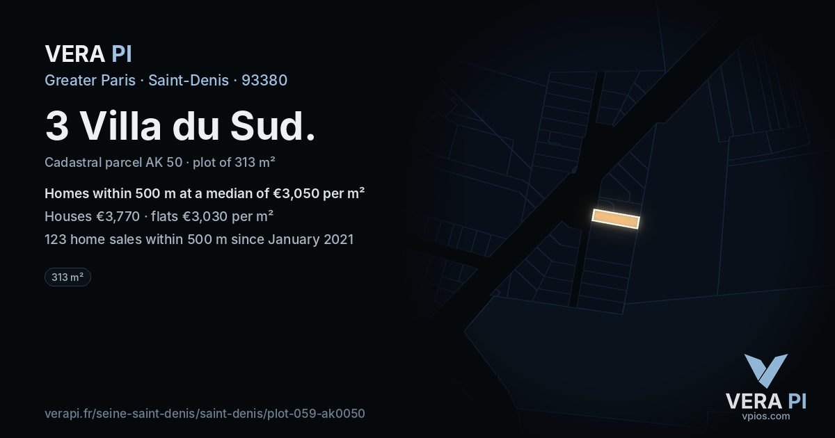 3 Villa du Sud, Saint-Denis at night – the plot lit, the parcels around coloured by the prices near them