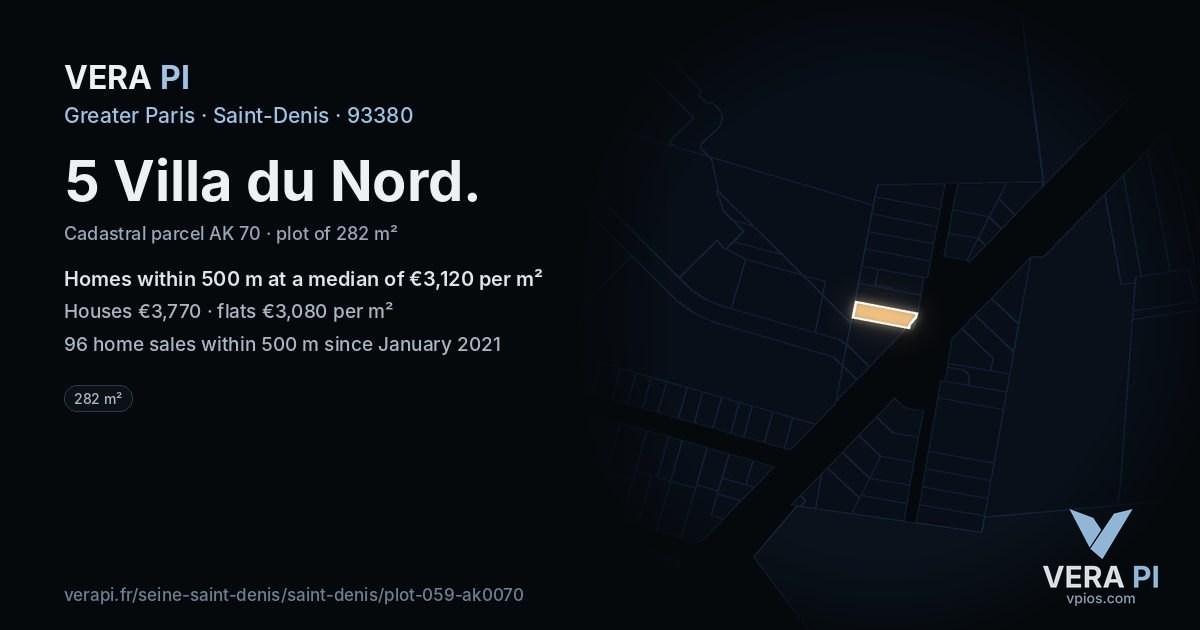 5 Villa du Nord, Saint-Denis at night – the plot lit, the parcels around coloured by the prices near them