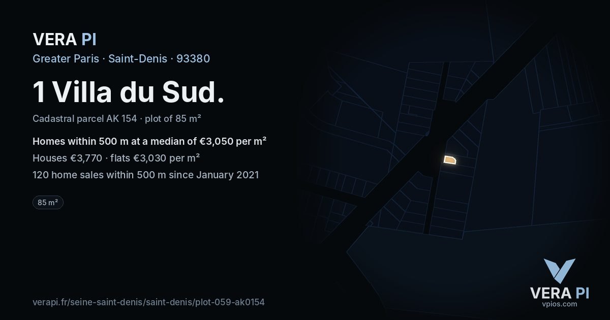 1 Villa du Sud, Saint-Denis at night – the plot lit, the parcels around coloured by the prices near them