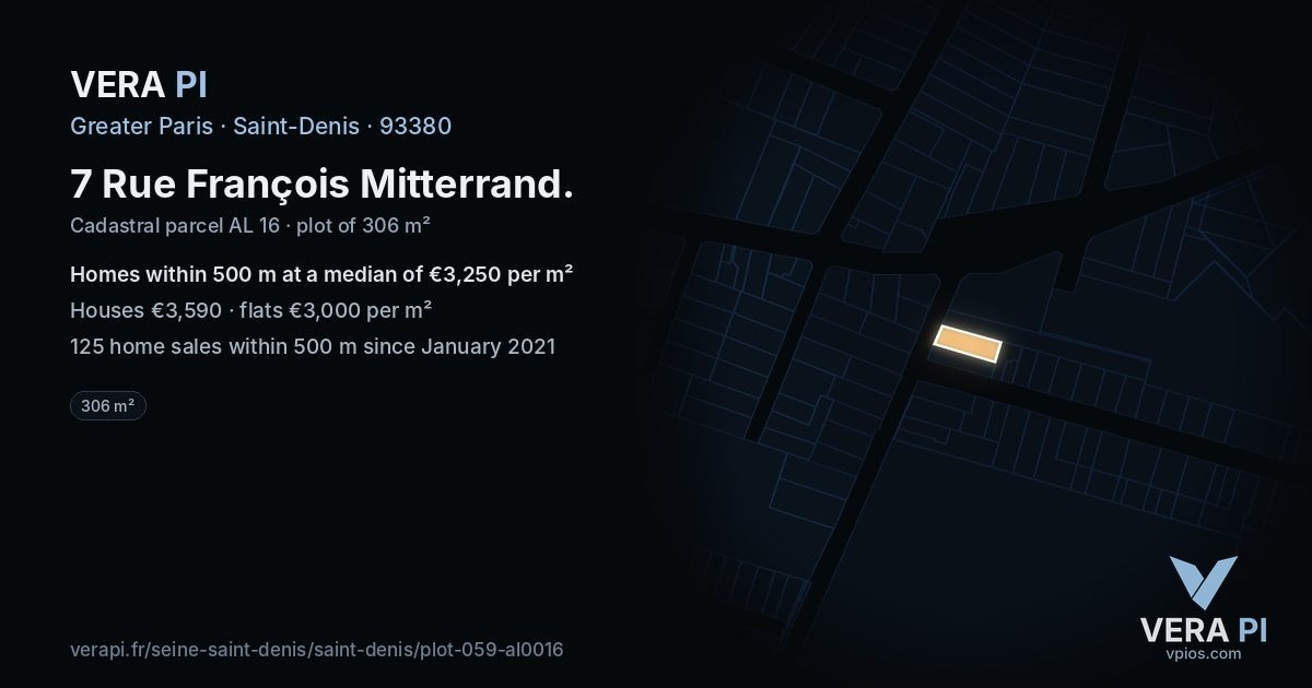 7 Rue François Mitterrand, Saint-Denis at night – the plot lit, the parcels around coloured by the prices near them